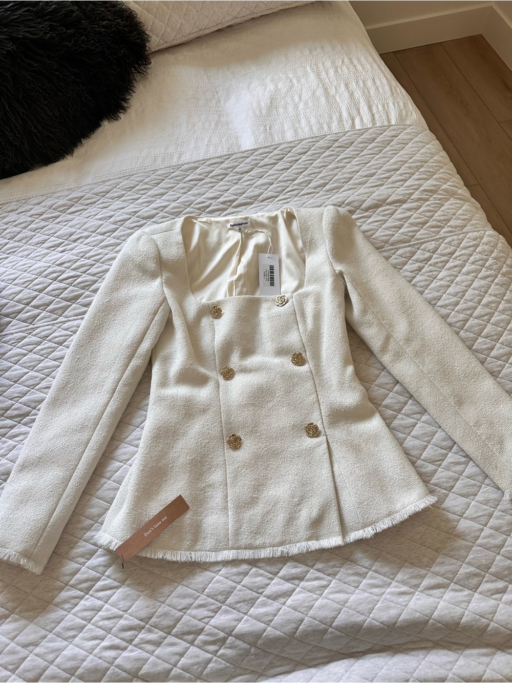 Reformation Cream Colleen Top/Blazer with Gold Buttons size 4 - Picture 2 of 9